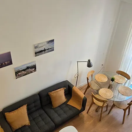 Del Parque Flats Dos Aceras Penthouse Apartment