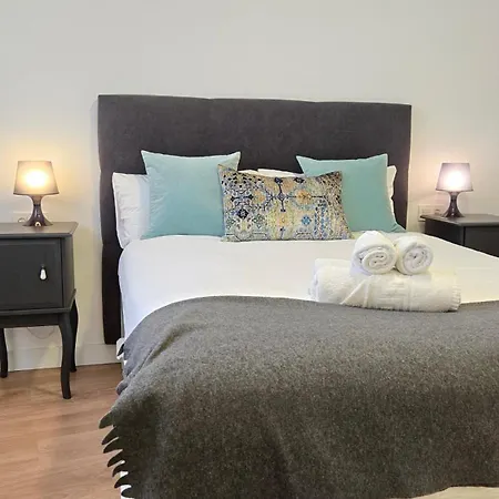 Del Parque Flats Dos Aceras Penthouse Apartment