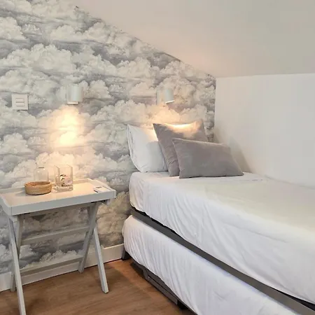 Del Parque Flats Dos Aceras Penthouse Apartment